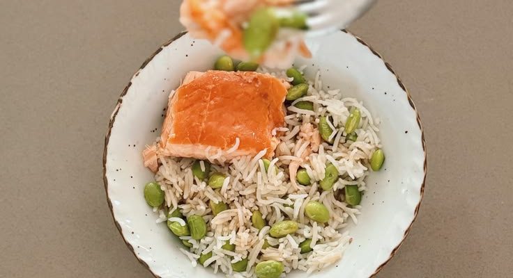 Salmon, Rice and Edamame Bowl